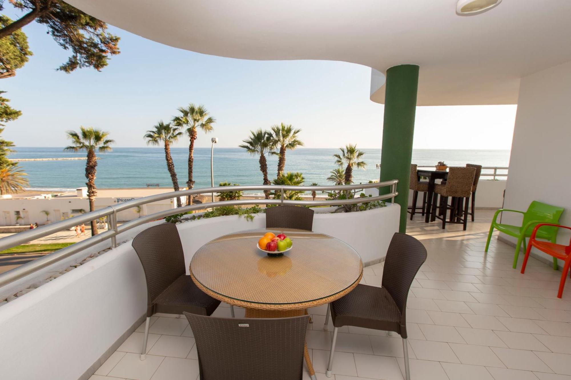 Villa Venecia, Apartamento De Lujo En 1º Linea De Playa + Parking Malaga Zewnętrze zdjęcie