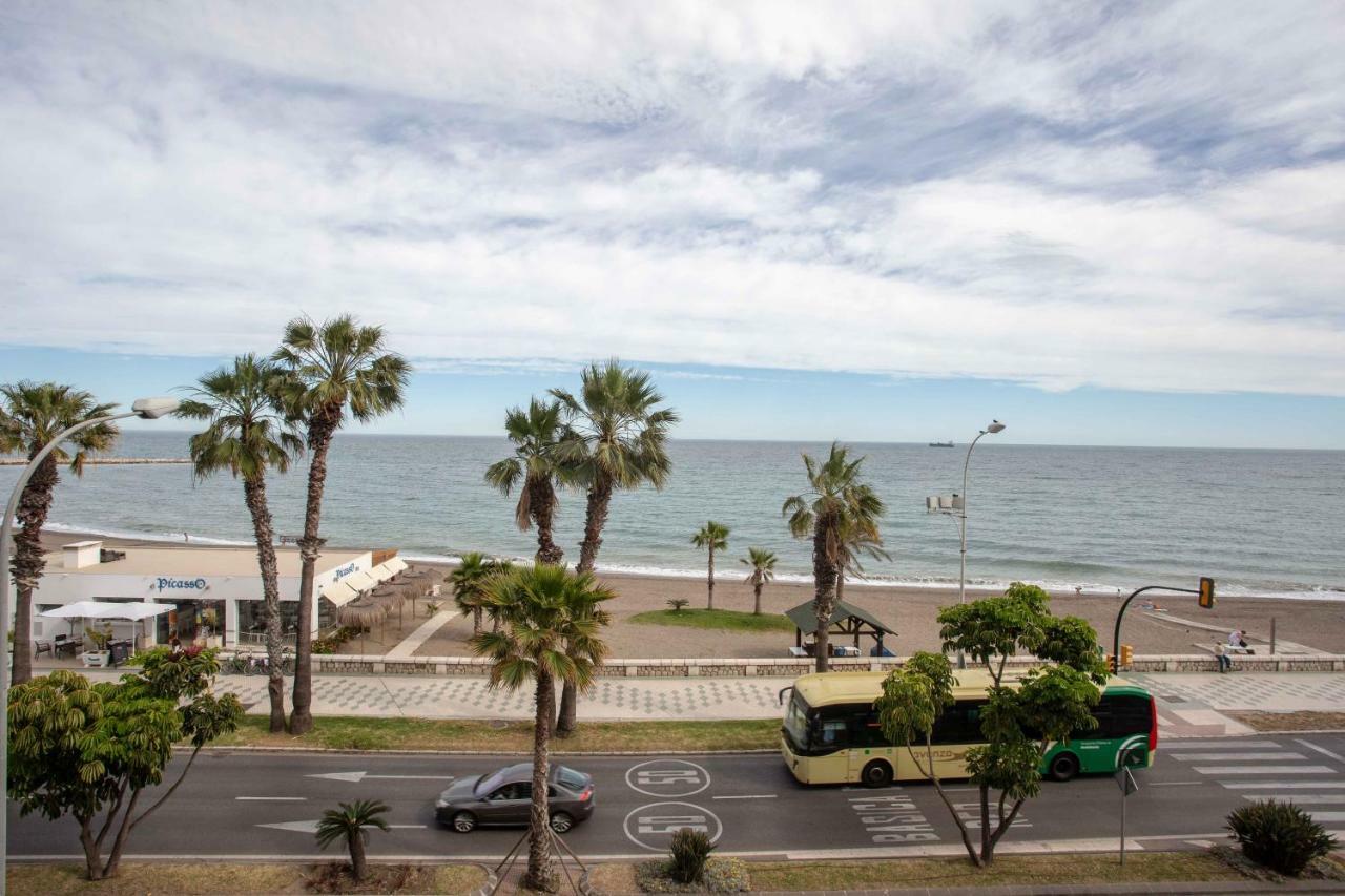 Villa Venecia, Apartamento De Lujo En 1º Linea De Playa + Parking Malaga Zewnętrze zdjęcie